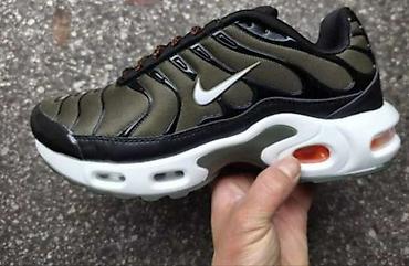 Patike: Svi modeli po 2850 din
br 36 do 46 — 6