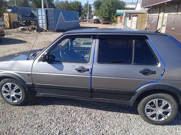 Volkswagen: Volkswagen Golf: 1989 г., 1.8 л, Механика, Газ, Седан