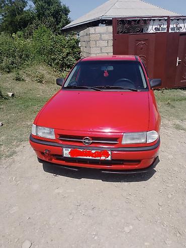 автомобиль фольксваген поло: Opel Astra: 2 л | 1992 г. 250000 км Хэтчбэк — 2