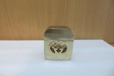 GUCCI zenski parfem 50ml, trenutna sadrzina malo vise od pola