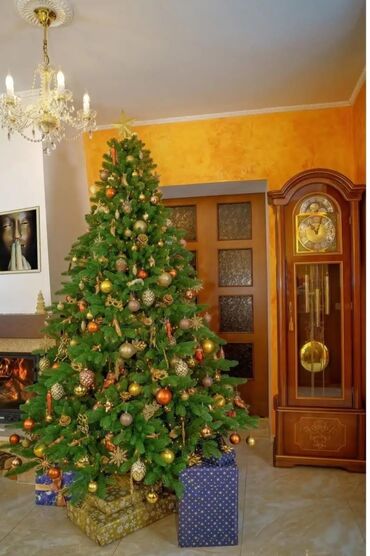 искусственный дерево: Шикарная, Искусственная новогодняя елка высотой 215см. Модель «Финская