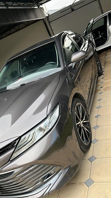 таёта раш: Toyota Camry: 2018 г., 2.5 л, Автомат, Бензин, Седан — 1