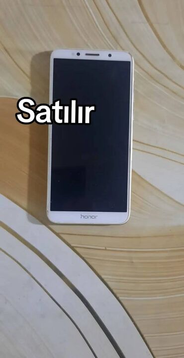 işdəmiş telfon: Honor 7A, 16 GB, rəng - Ağ, Barmaq izi