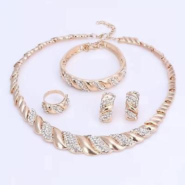 Setovi nakita: Ženski setovi nakita – elegantni kompleti 🛒 2,500 din. - Kompleti — 5