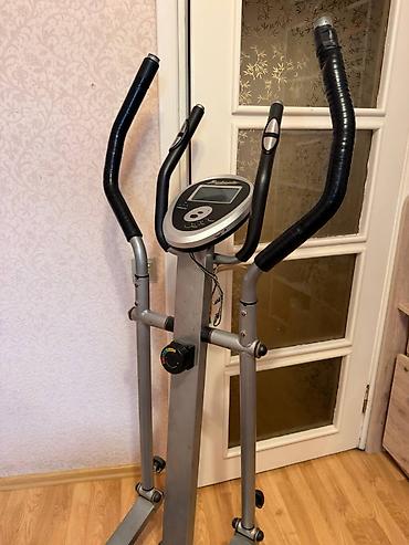 İdman və istirahət: Elliptik trenajor - 180AZN Elan mətni: 🏋️ Elliptik trenajor satılır — 3