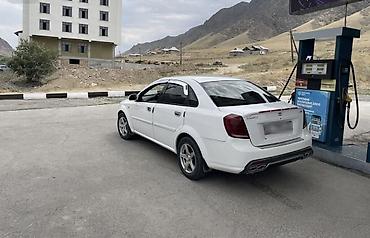 матор д 4: Daewoo Lacetti: 2004 г., 1.5 л, Механика, Бензин, Седан — 3