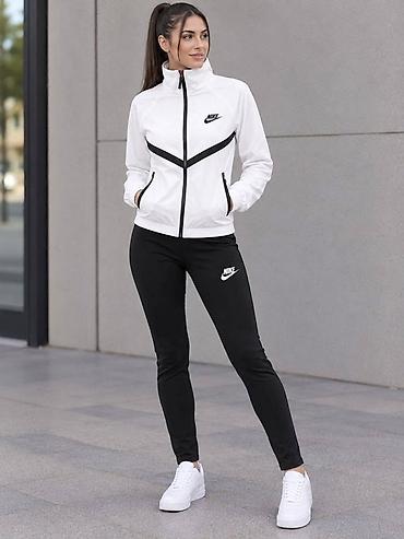 Nike komplet
3900 din
S M L