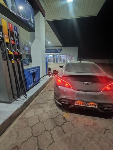 Hyundai: Hyundai Genesis: 2009 г., 2 л, Автомат, Купе — 1