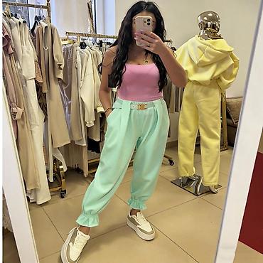 Pantalone: ✅Ženske široke pantalone sa karnerima na nogavicama i kaišem
✅2400 din — 9