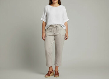 spodnie marks spencer: Marks & Spencer, 3/4 Trousers for women, size XL