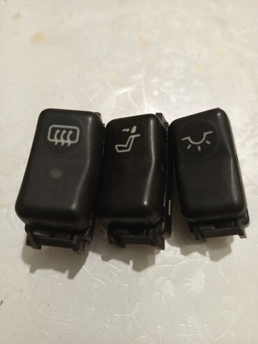 кожаный салон мерседес 124: W124 оригинал Mercedes кнопки в состоянии нового, цена 500 сом за