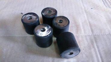 Ostalo: Gumeni amortizer fi30x30mm M8 sraf sa navojem Namena: Agregati — 3