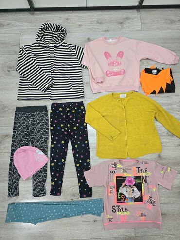 Другие детские вещи: Продаю пакет вещей на девочку 4-5-6 лет. Всё за 400 сом