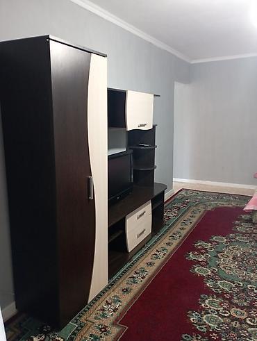 32: 1 комната, 32 м², 5 мкр 4 этаж, Косметический ремонт — 3
