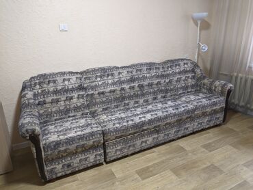 тройка мягкая мебель: Прямой диван, цвет - Серый, Б/у