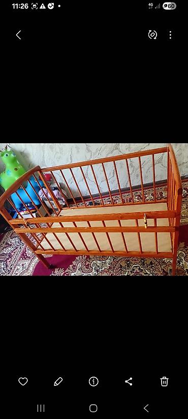 bunk bed: Детская деревянная кроватка классического типа. - Материал: массив — 1