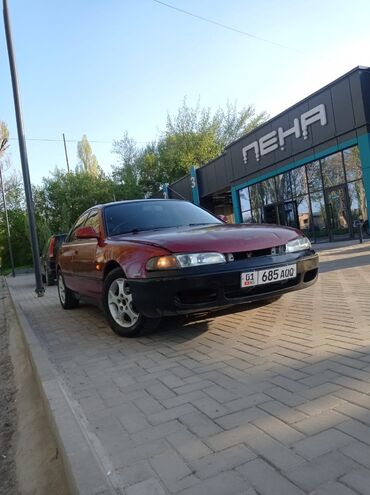 Mazda 616: 1993 г., 1.8 л, Механика, Бензин, Седан