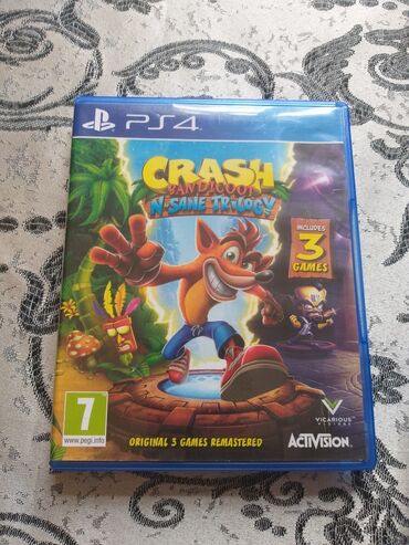 playstation 5 satılır: Crash Bandicoot Satılır İçərisində 3 Oyun Var.Az İsdifadə Olunub