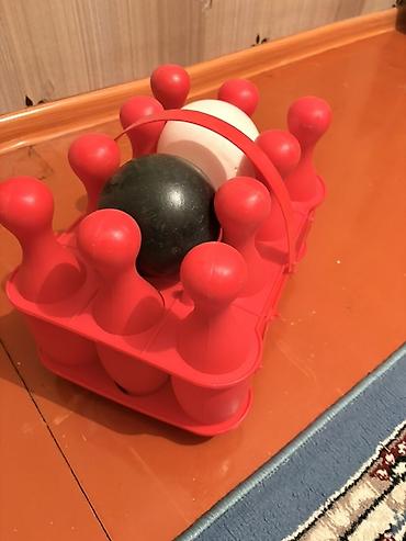 детский игровой набор play doh: Uşaq üçün boulinq dəsti - Dəst: 10 ədəd qırmızı “pin” və 2 ədəd top — 1