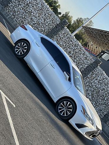 автомобиль лексус цена: Lexus ES: 2021 г., 2.5 л, Автомат, Гибрид, Седан — 7