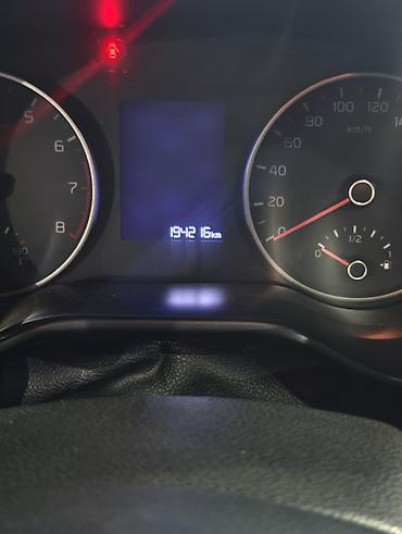 matiz 4: Kia Rio: 2018 г., 1.4 л, Автомат, Бензин, Седан — 7