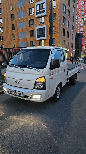Hyundai: Hyundai Porter: 2018 г., 2.5 л, Автомат, Дизель, Фургон