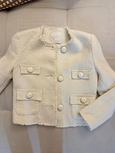 Женская одежда: Твидовый жакет в стиле Chanel - Бренд: MANGO (этикетка на подкладке) — 3