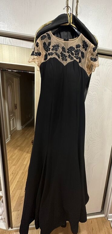 Женская одежда: Вечернее платье, 2XL (EU 44)