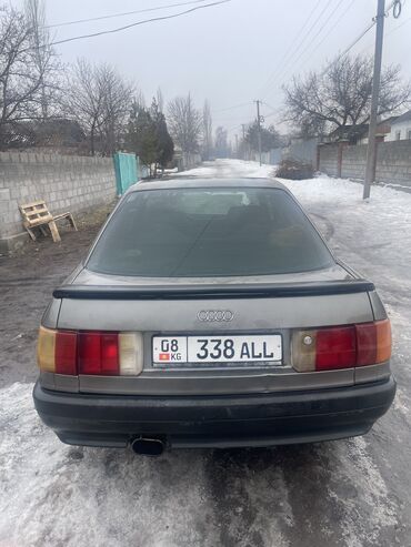 авто акумлатор: Audi 80: 1989 г., 1.8 л, Механика, Бензин, Седан