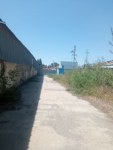 островок в аренду тц: Скупочная цена!!!ОЧЕНЬ СРОЧНО ПРОДАЕТСЯ АНГАР В СЭЗ АК-ЧИЙ ✔️730кв м