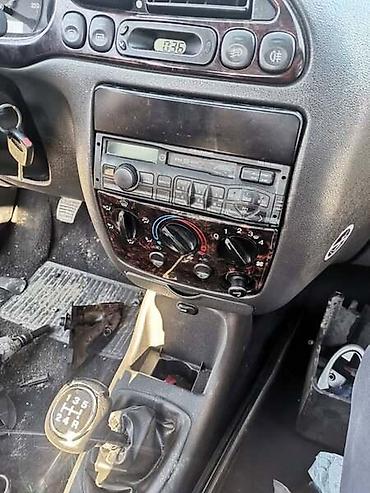 moj auto: FORD FIESTA 1.8 2002. GOD. - KOMPLETAN AUTO U DELOVIMA | Polovni — 4