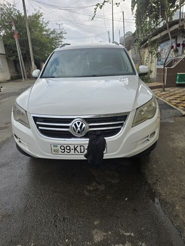 Панели приборов, щиты: Volkswagen Tiguan, 2009 г., Б/у