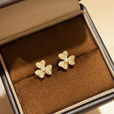 Наборы украшений: Ювелирные изделия люкс 1:1 шикарного качества и моделей. Состав из — 20