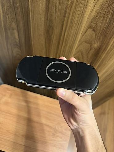 game stick: Psp 3000 ideal vəziyyət, batarya təzə dəyişilib. Bircə stickdə drifti — 2