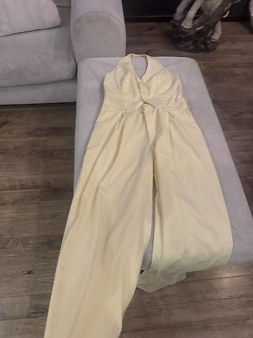 Zara tulum s/m razmer.35azn Settre brendi m razmer 1defe geyinilib