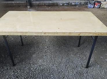 2 el masa ayağı: Masa, ayaqları qatlana bilir, ölçülər 1.52×0.76 — 1