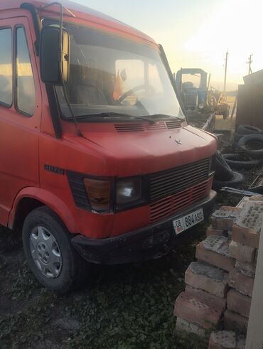 наклейки на бмв: Mercedes-Benz : 1989 г., 3 л, Механика, Дизель, Бус
