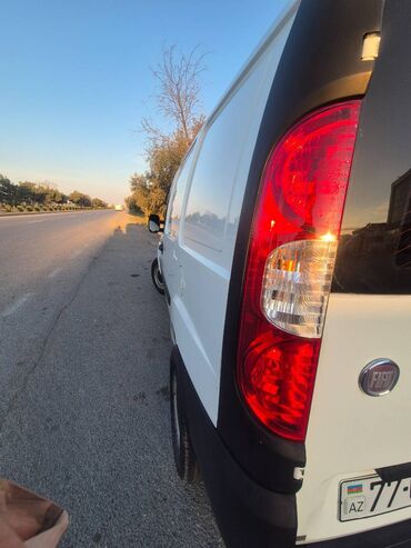 Fiat: Fiat Doblo: 1.3 l | 2010 il 247155 km Universal — 7