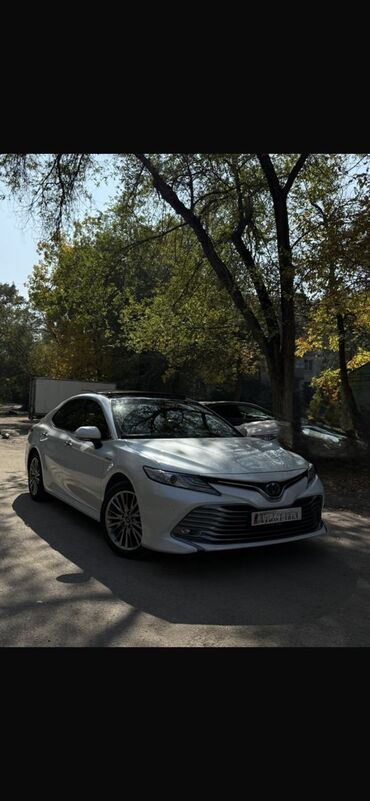 Toyota: Toyota Camry: 2020 г., 2.5 л, Автомат, Гибрид, Седан — 2