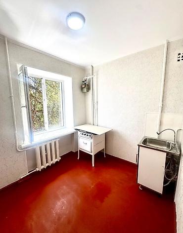 пол дома: 2 комнаты, 42 м², Политех Индивидуалка, 2 этаж, Косметический ремонт — 4