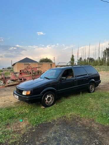автомобили пасат: Volkswagen Passat: 1991 г., 1.8 л, Механика, Бензин, Универсал
