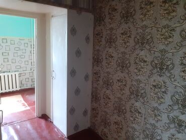 квартира ошский: 1 комната, 32 м², 105 серия, 1 этаж, Старый ремонт