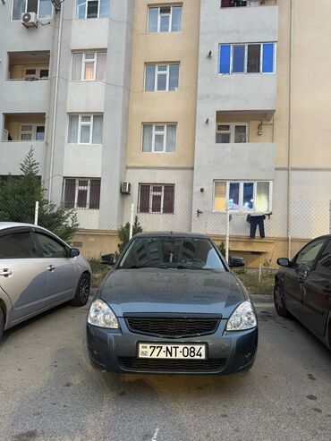 VAZ (LADA): LADA Priora sedan - Kuzov: 4 qapılı sedan, tünd-boz rəng - Mühərrik — 16