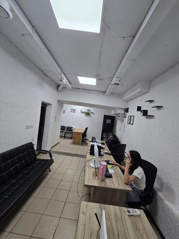 Помещения свободного назначения: 🚨Срочно продается коммерческое помещение(цокольный этаж) с действующим — 9