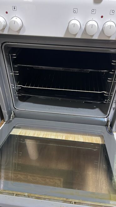 мастера по ремонту холодильников ош: Продаю духовку в рабочем состоянии Германская фирма Bosch