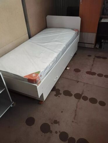 Односпальные кровати: Односпальная кровать, Новый, С матрасом, длина - 190 см — 21