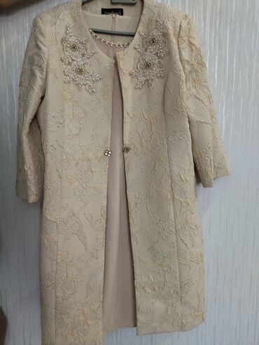 пиджак 54: Вечернее платье, Средняя модель, С рукавами