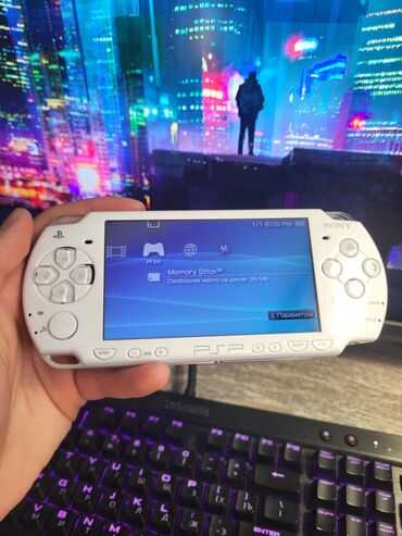 псп консоль: Продам PSP 2000 (белая) в идеальном состоянии — 10/10, без царапин и