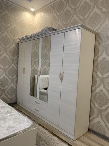 диваны честер купить: Уктоочу бөлмө гарнитуру, Колдонулган, Эки кишилик керебет, Шкаф, Комод, Кыргызстан, ДСП, Өзү алып кетүү, түсү - Ак