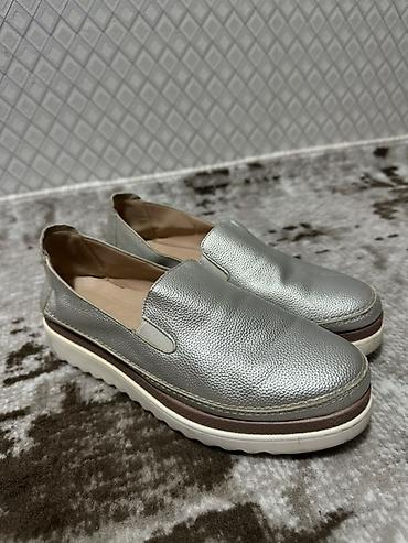 Krasofkalar və idman ayaqqabıları: Maştağadadır Çox az istifadə olunub İçində tam təzəsi də var — 15